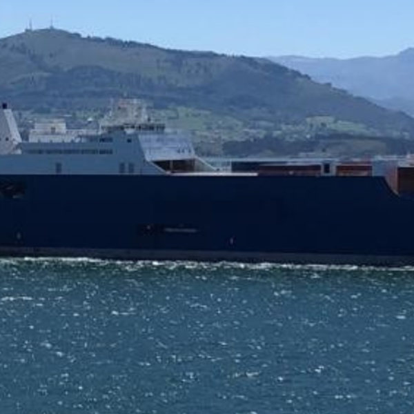 porti aperti navi bombe