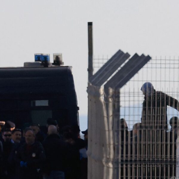 Centro per migranti in Albania
